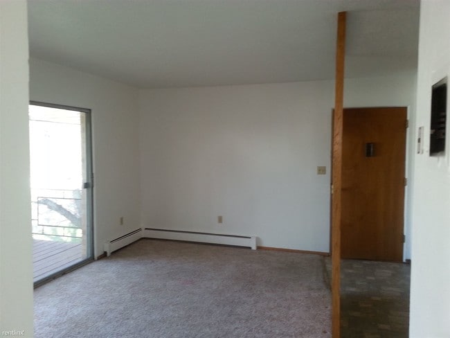 Building Photo - 2 br, 1 bath  - 1510 6th Ave SW