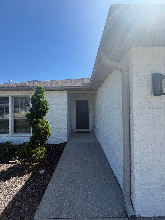 Foto del edificio - 8181 Sierra St