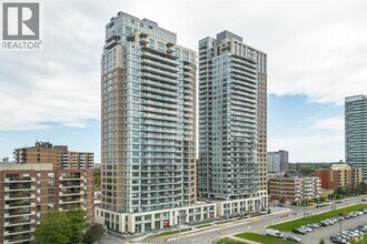 Building Photo - 121 Parkdale Ave