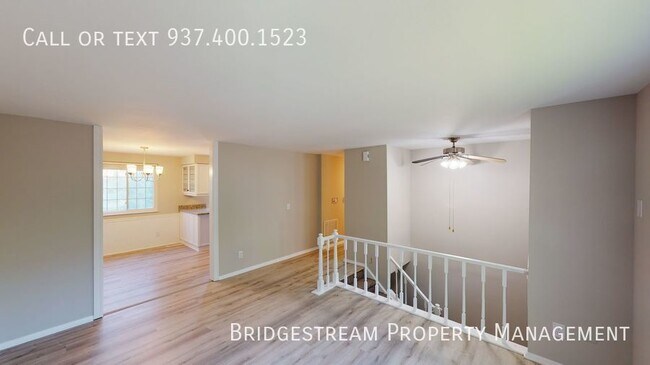 Building Photo - Renovated 3 bed, 2 bath tri-level home wit...