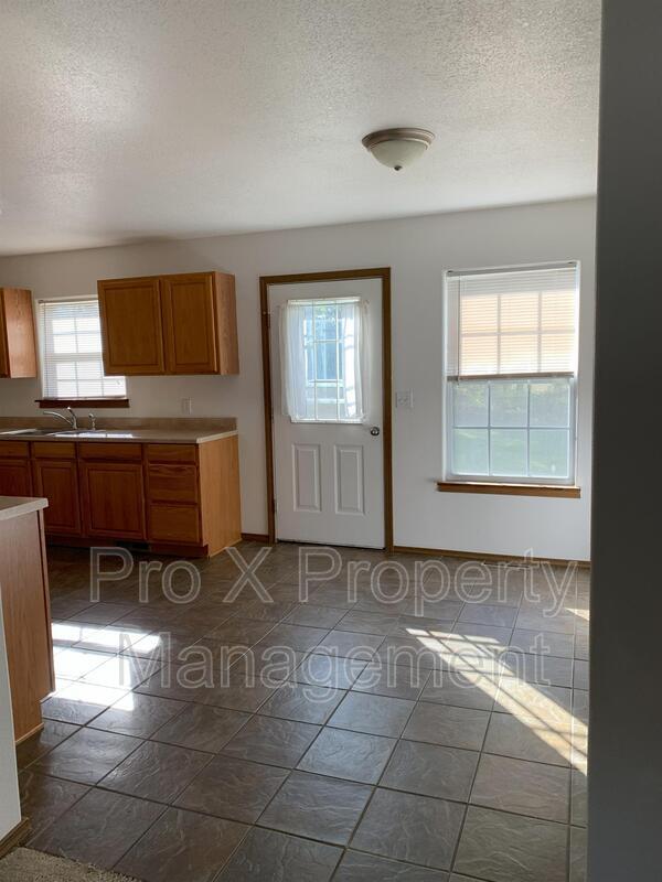 Foto del edificio - 2708 S Meadow Ln