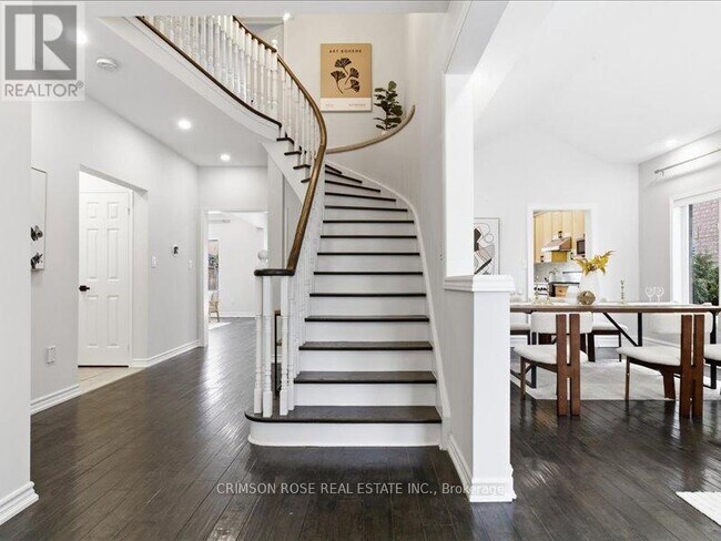 Photo du bâtiment - 2355 Woodridge Way