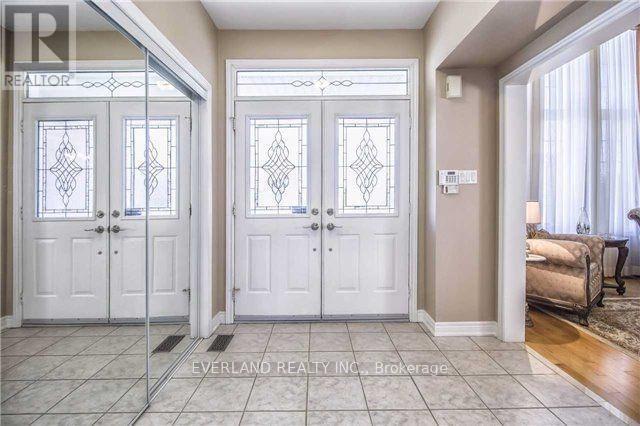 Building Photo - 4 Hepatica St