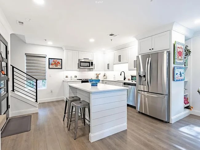 Building Photo - 30 Paddle Boat Ln