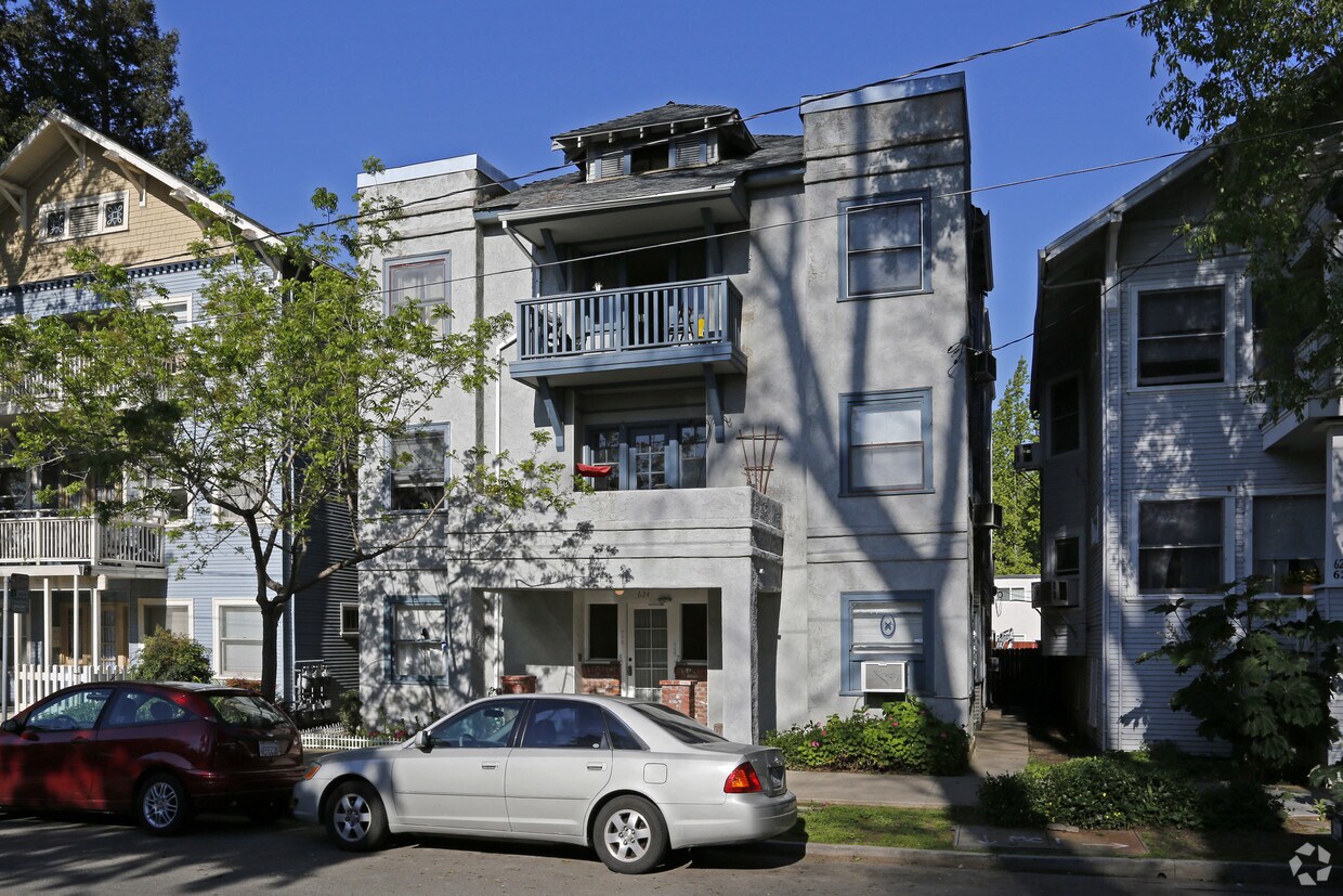 Foto principal - 624 14th St