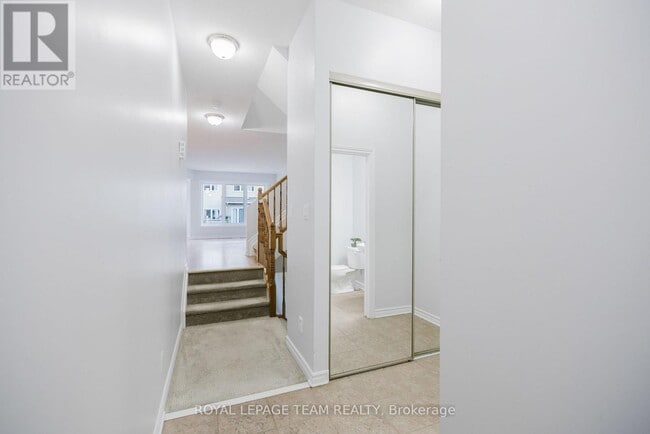 Building Photo - 254 Serena Way