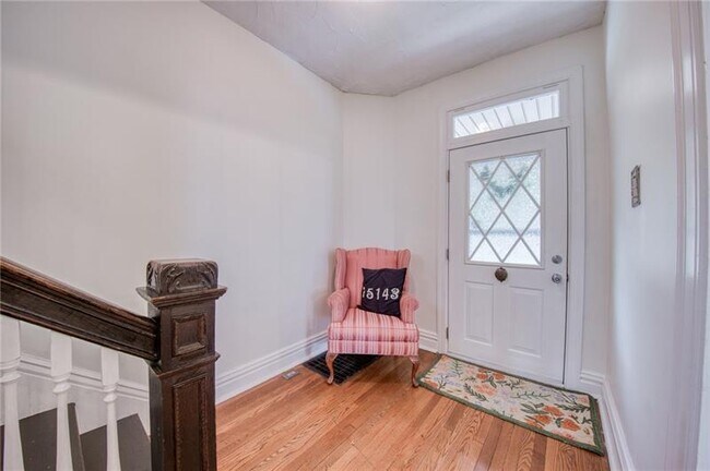 Building Photo - 911 Nevin Ave