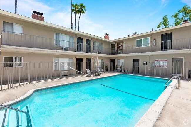 Building Photo - School Circle Apartments - Riverside, CA