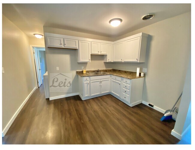 Foto del edificio - 1473 Skylark Dr
