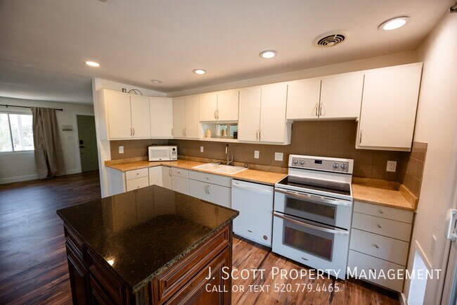 Foto del edificio - 3508 E Gelding Dr
