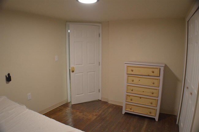 Photo - 2737 Garden St House