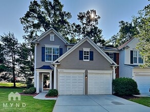 Building Photo - 10119 Blakeney Preserve Dr