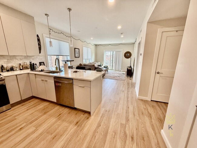 Building Photo - 458 Washington St