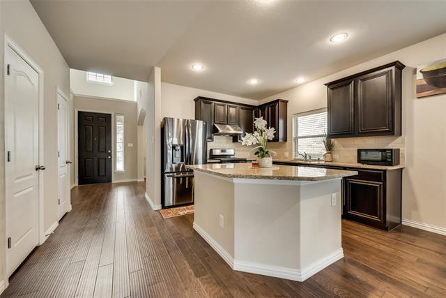 Foto del edificio - 1532 Cypress Garden Ln