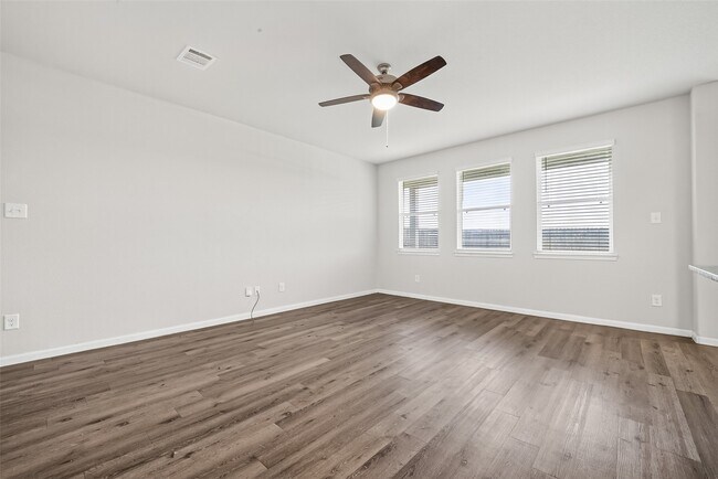 Building Photo - 4818 Blue Jacaranda Wy