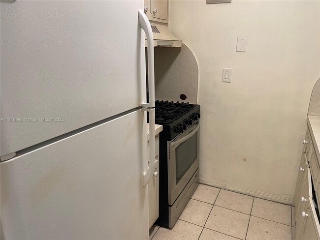 Foto del edificio - 15 NW 204th St