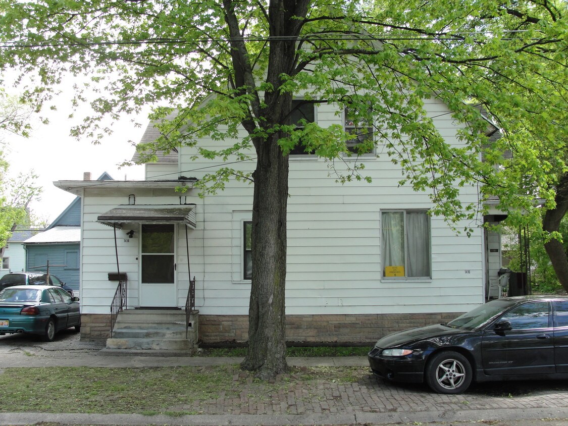 1416 Fenton St, Saginaw, MI 48601 House Rental in Saginaw, MI
