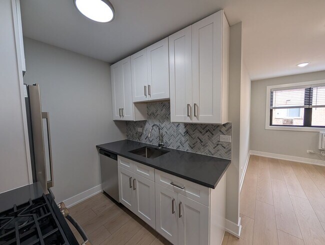 Foto del edificio - 530 W Aldine Ave