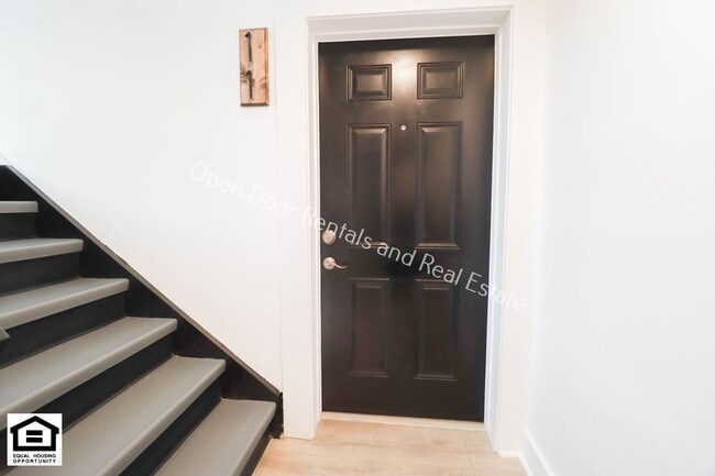 Foto del edificio - 1823 Griswold Dr