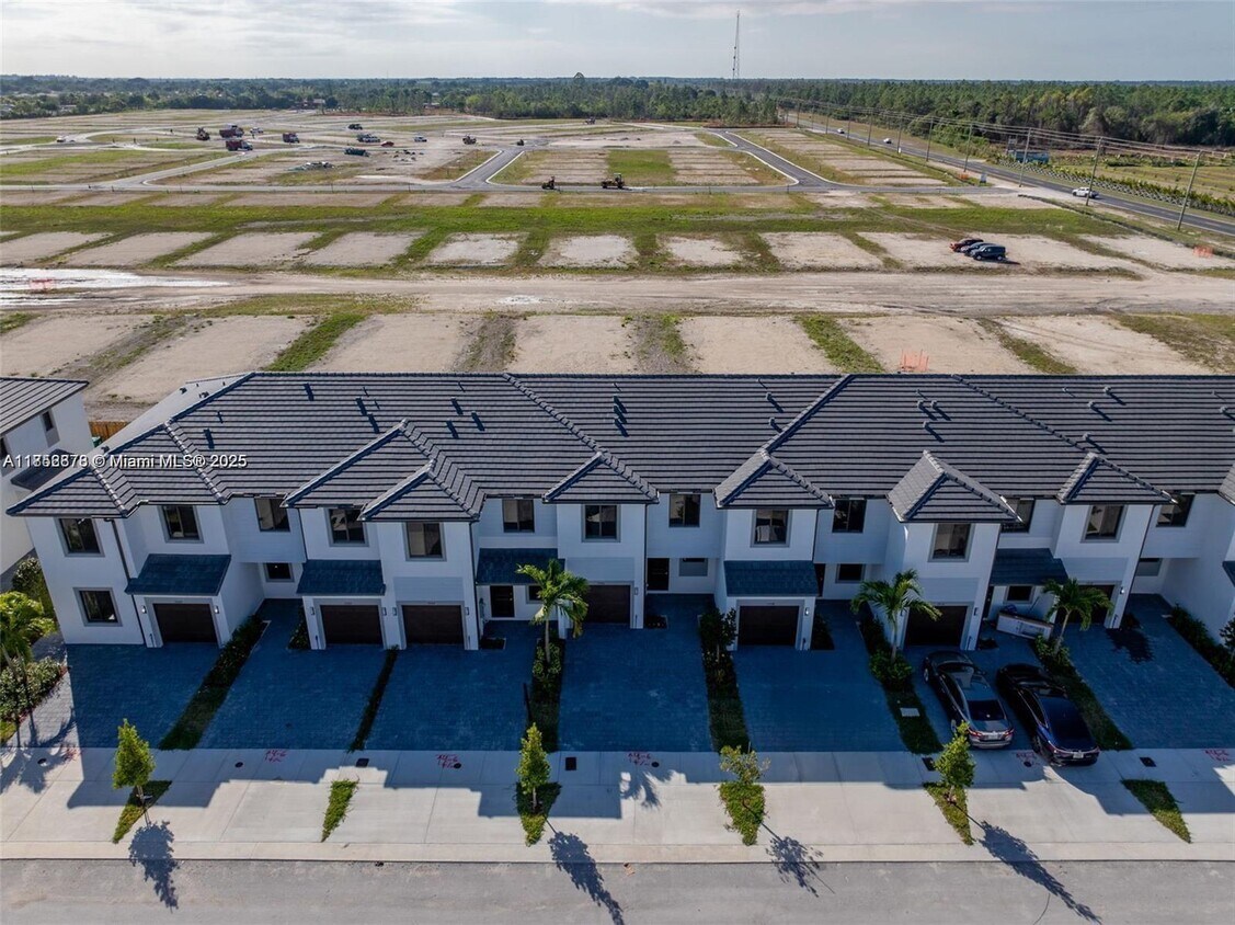 Foto principal - 1280 N Flagler Ave