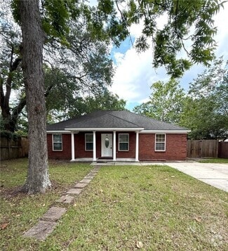 Building Photo - 209 Screven Ave