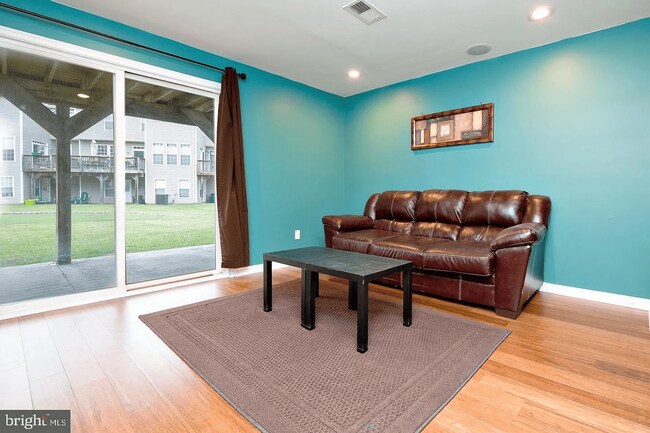 Foto del edificio - 6 Eagle Ln