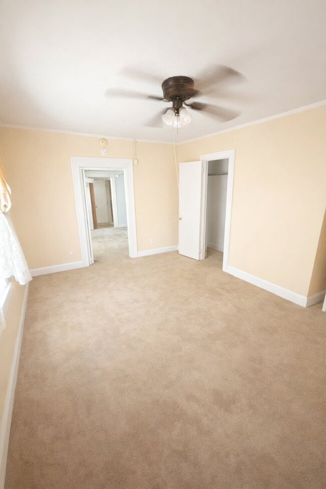 Foto del edificio - 307 W Greenwood St