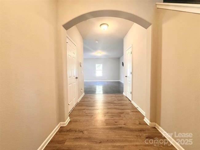 Foto del edificio - 6903 Ware Rd