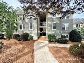 Building Photo - 20119 Henderson Rd