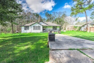 Building Photo - 24019 Rolling Timbers St