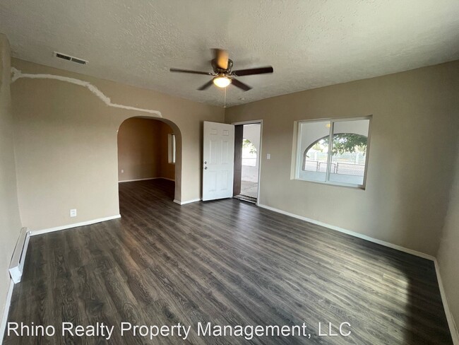 Building Photo - 2 br, 2 bath House - 1717 Edith Blvd NE