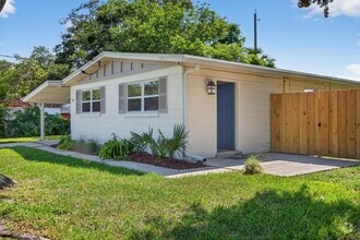 Building Photo - 935 Sailfish Dr E