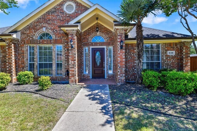 Foto del edificio - 630 Lakewood Dr