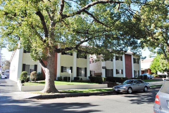 Foto del edificio - 1111 W Angeleno Ave