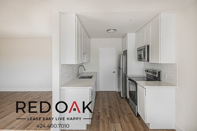 Foto del edificio - Incredible One Bedroom with Stainless Stee...
