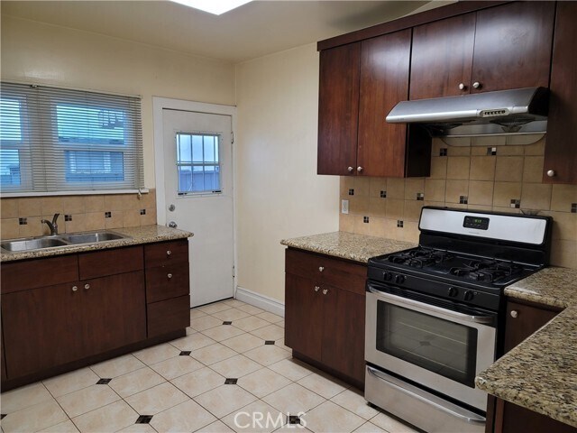 Foto del edificio - 3106 Sherwood Ave