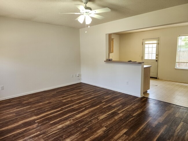 Building Photo - 7833 Impala Dr