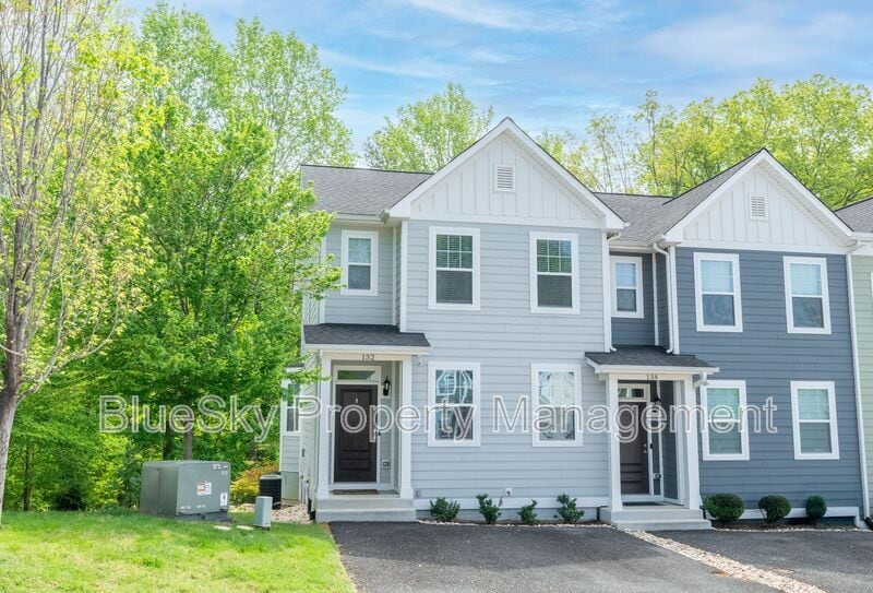 Photo - 132 Longwood Drive
