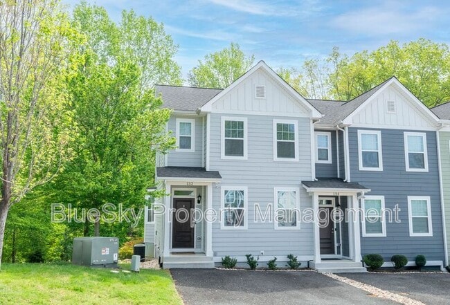 Photo - 132 Longwood Dr Townhome
