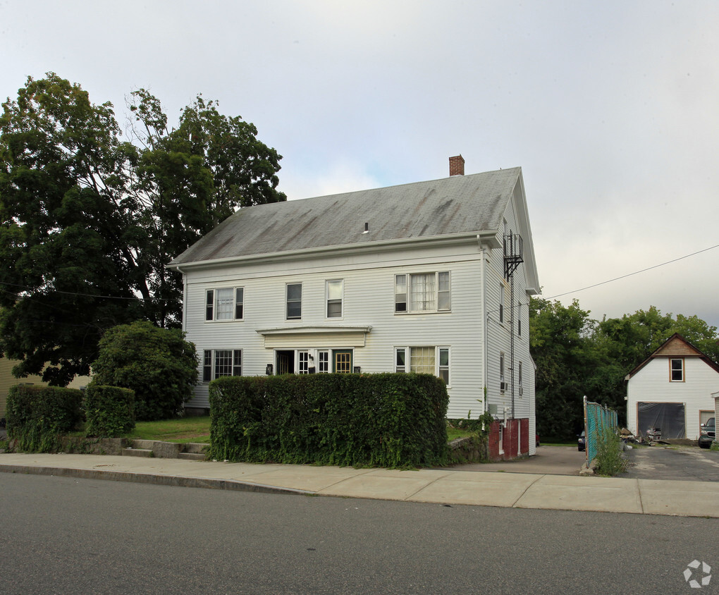 35 Jefferson St, Milford, MA 01757 - Apartments In Milford, MA ...