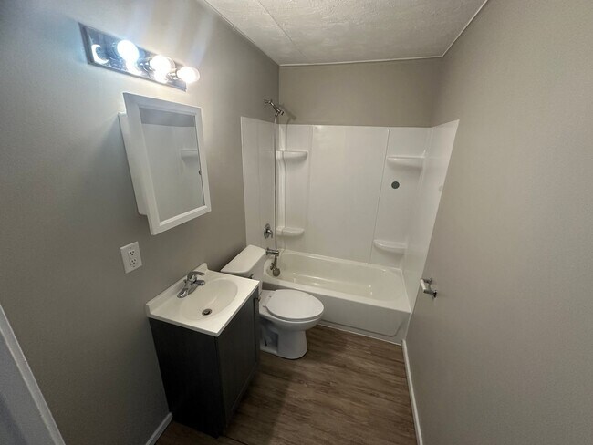 Foto del edificio - Ranch style 2 bed