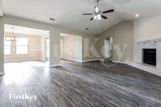 Building Photo - 14122 Crystal Cove Dr