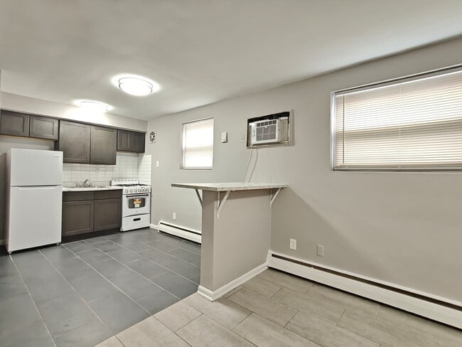 Foto del edificio - 7108 Oxford Ave