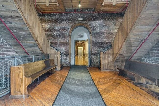 Foto del edificio - Amazing Loft in Germantown