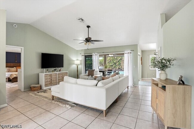 Building Photo - 27376 Imperial Oak Cir