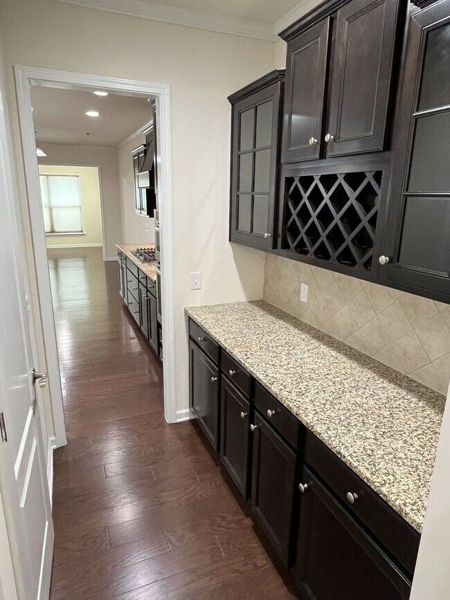Building Photo - Beautiful 2 Story Brick Home in Christenbu...