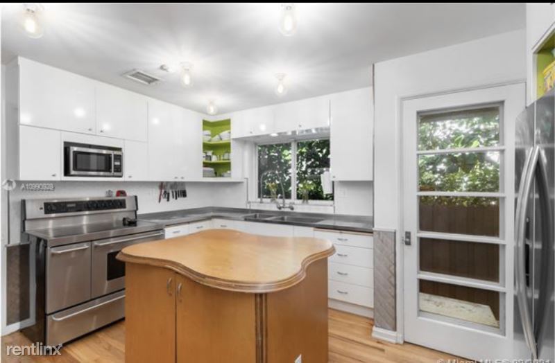 Foto principal - 2520 Flamingo Dr