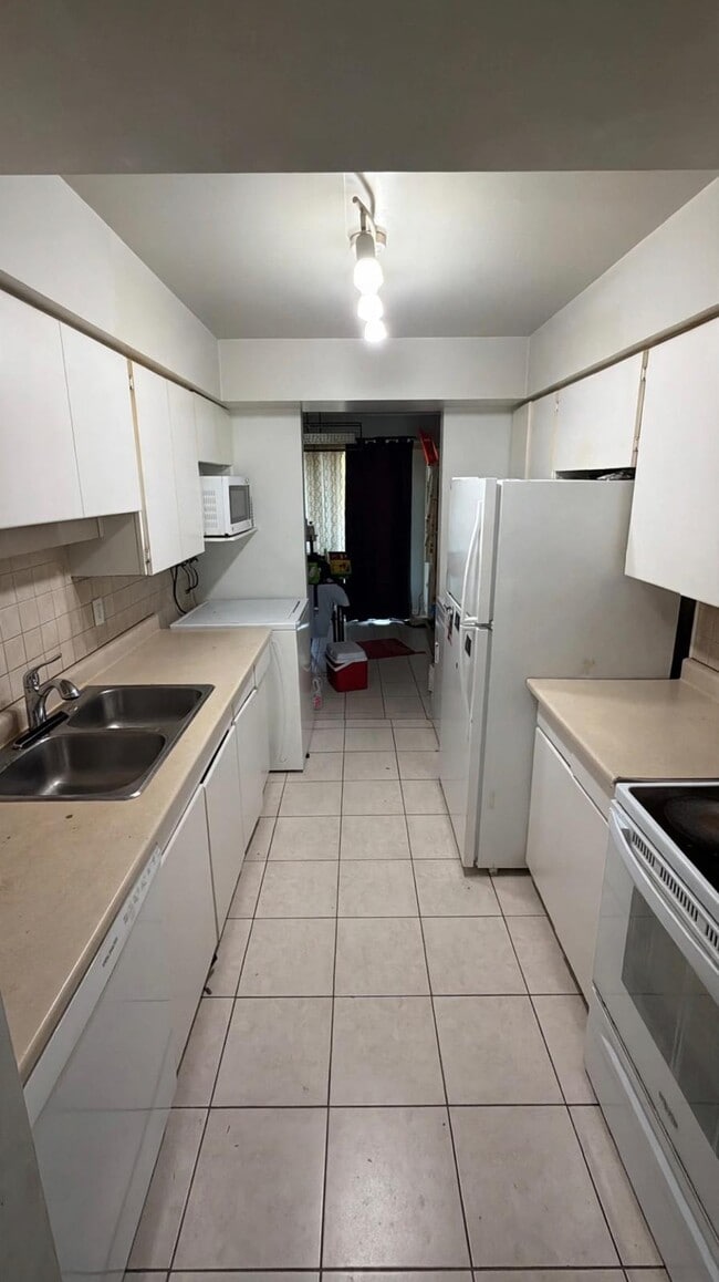 Building Photo - 7324 Dunvegan Ct