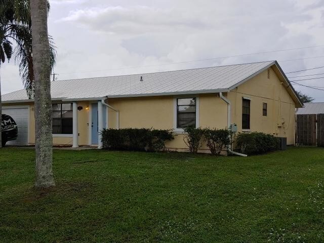 Building Photo - 2 bedroom in Port St. Lucie FL 34953