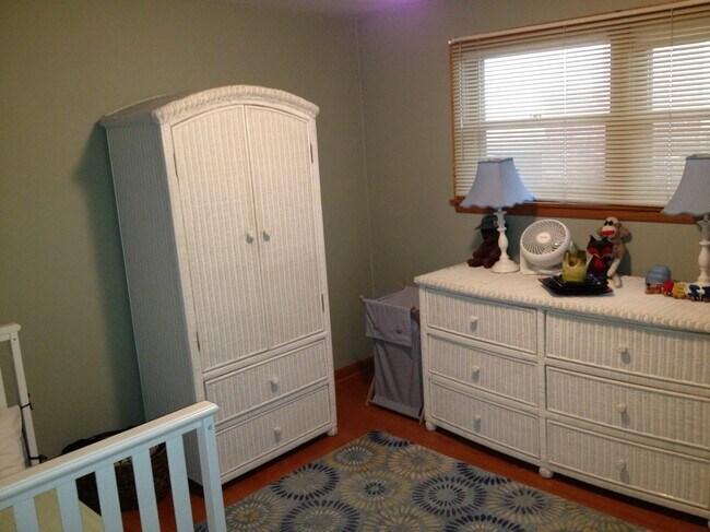 Foto del edificio - 7009 W Lloyd St